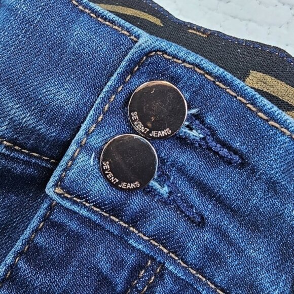 Seven7 Tummy Support High-Rise BootCut Jeans - Picture 6 of 10